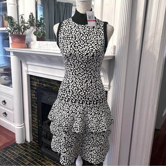 NWT MICHAEL KORS Black/White Leopard Print Sleeveless Ruffle Mini Dress Sz XS - Picture 13 of 13